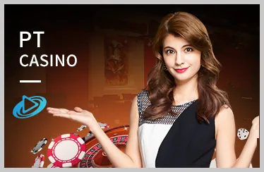 Bàn Poker sôi động với người chơi